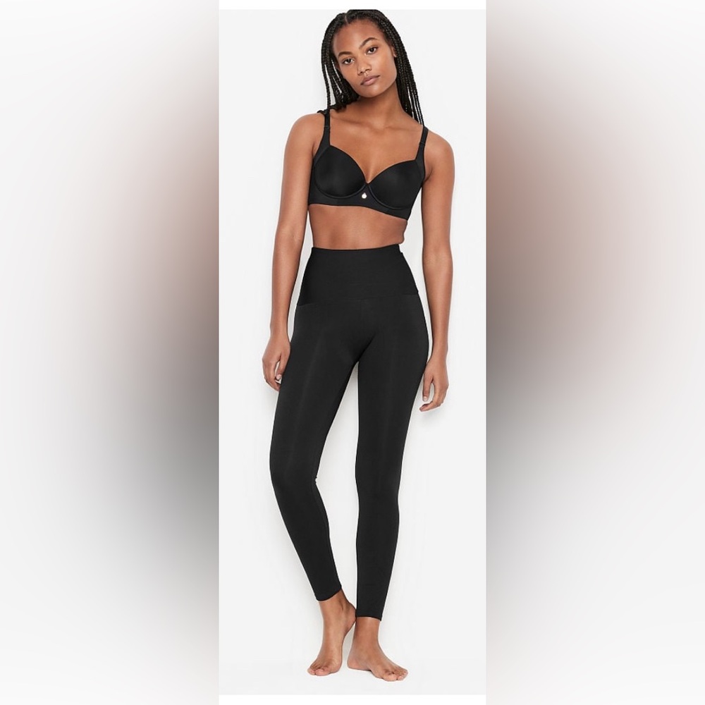 Victoria’s Secret Black Compression Style Leggings